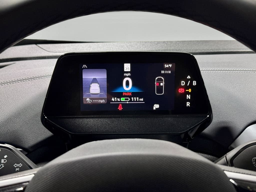 2025 Volkswagen ID.4 view 9