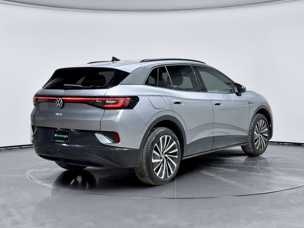 2025 Volkswagen ID.4 view 3