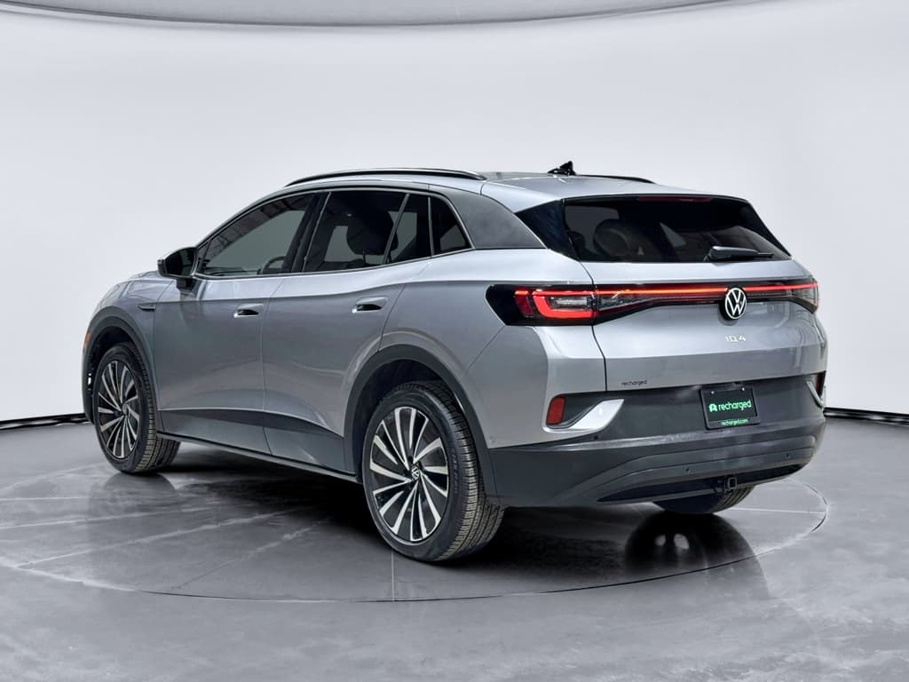 2025 Volkswagen ID.4 view 2