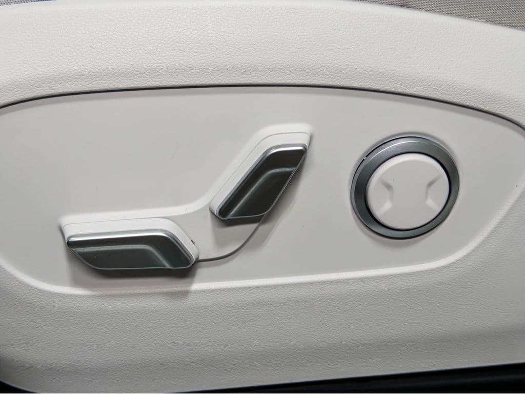 2026 Hyundai IONIQ 9 view 7