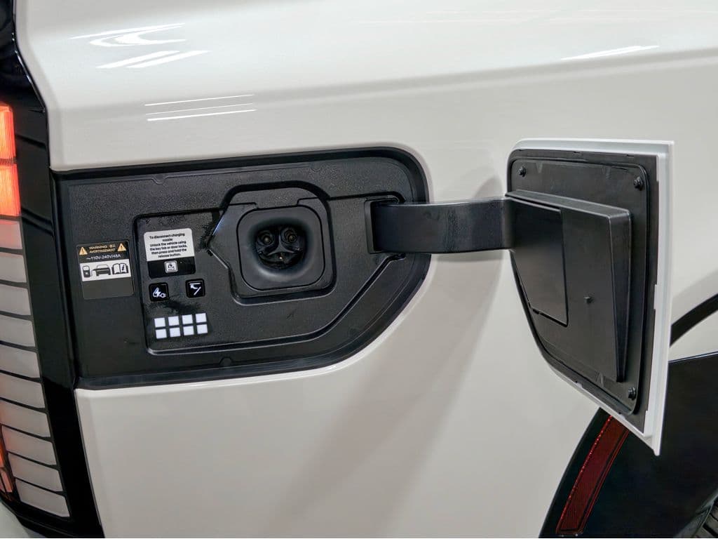 2026 Hyundai IONIQ 9 view 5