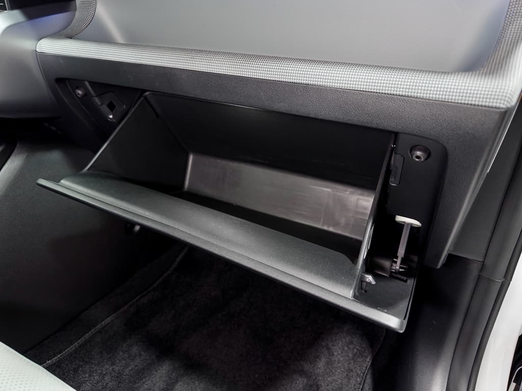 2024 Hyundai Kona view 22