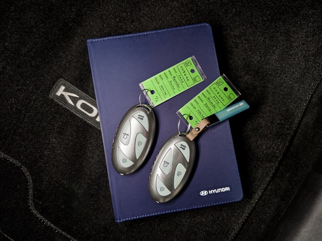 2024 Hyundai Kona view 25