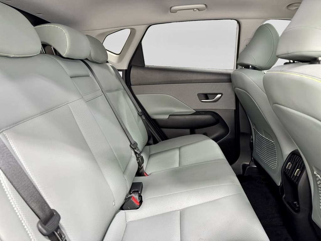 2024 Hyundai Kona view 24