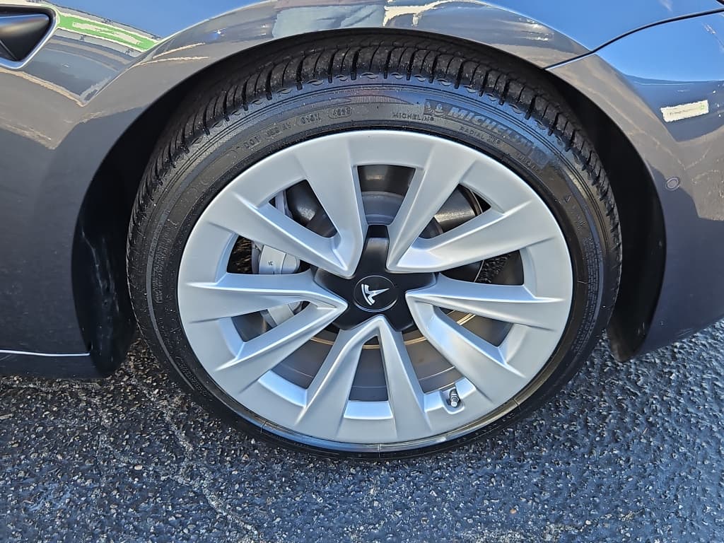 2021 Tesla Model 3 view 32