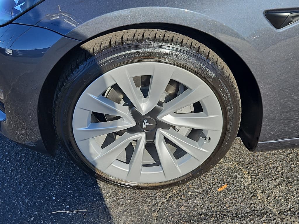 2021 Tesla Model 3 view 26