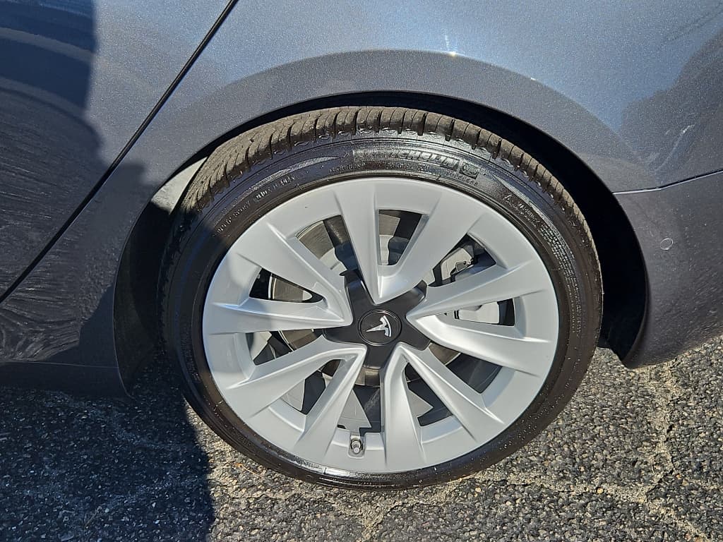 2021 Tesla Model 3 view 28