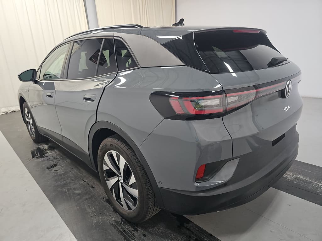 2023 Volkswagen ID.4 view 4