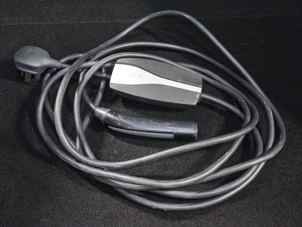 2020 Tesla Model Y view 8