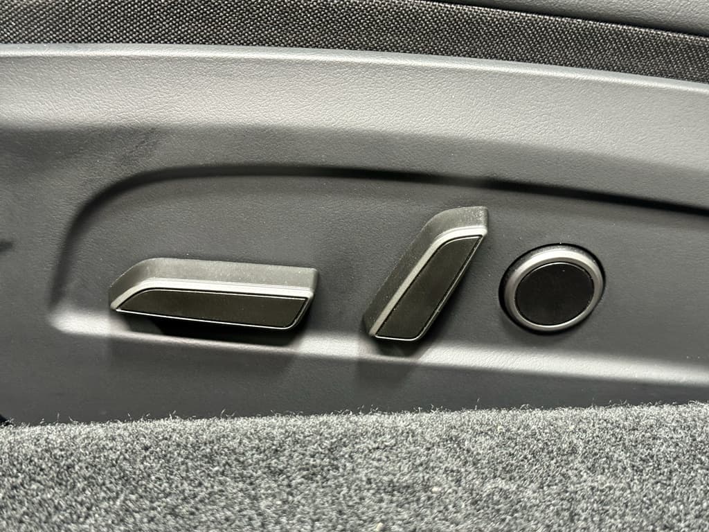 2025 Tesla Model 3 view 6