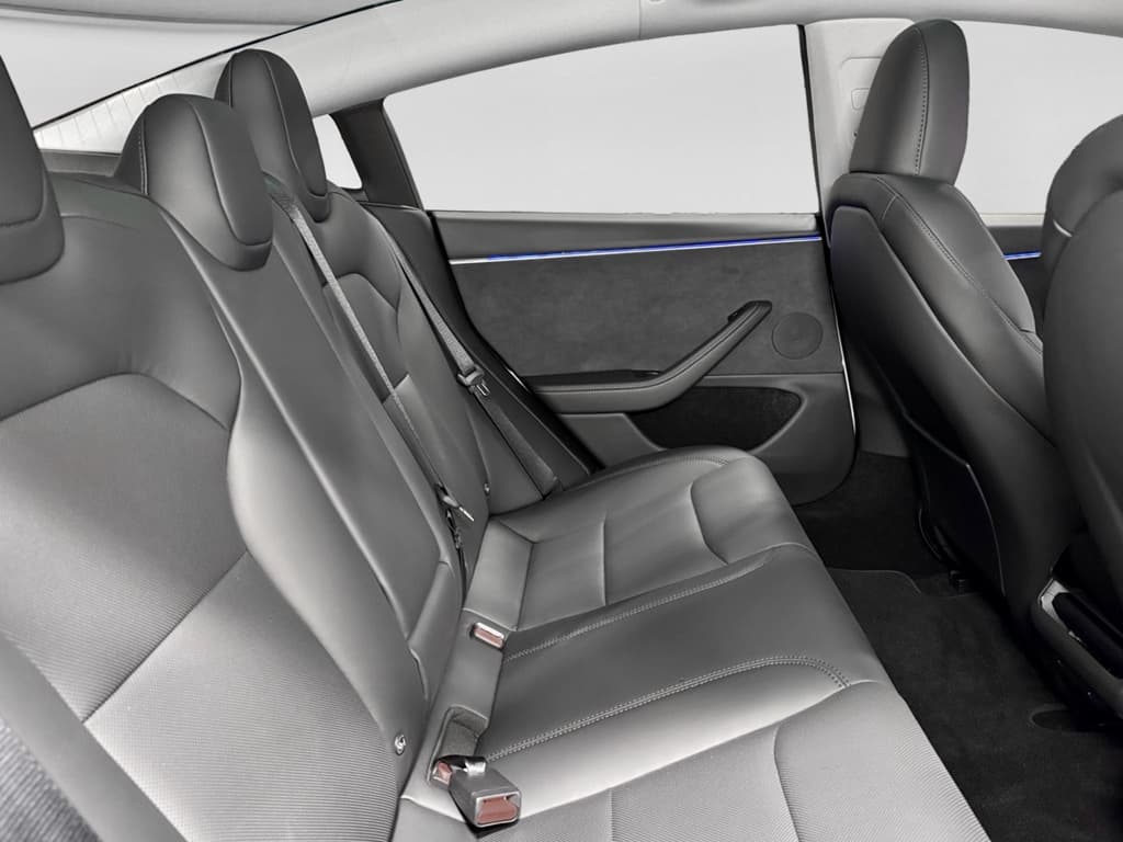 2025 Tesla Model 3 view 20