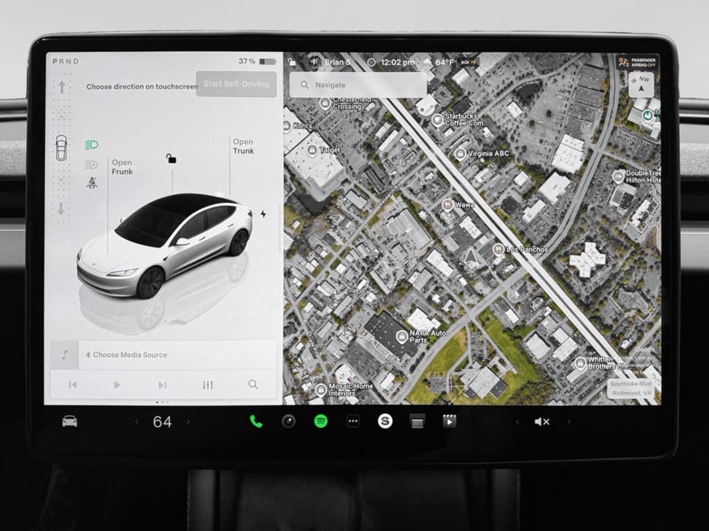 2025 Tesla Model 3 view 10
