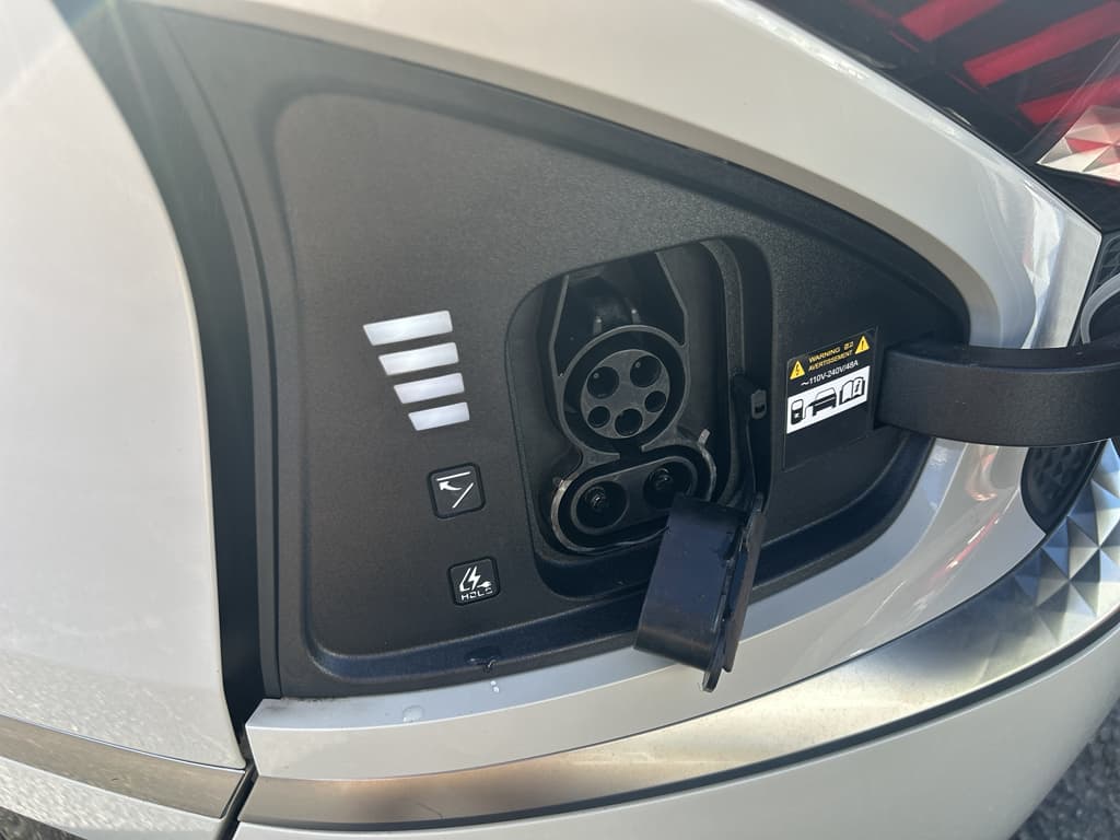 2022 Kia EV6 view 5