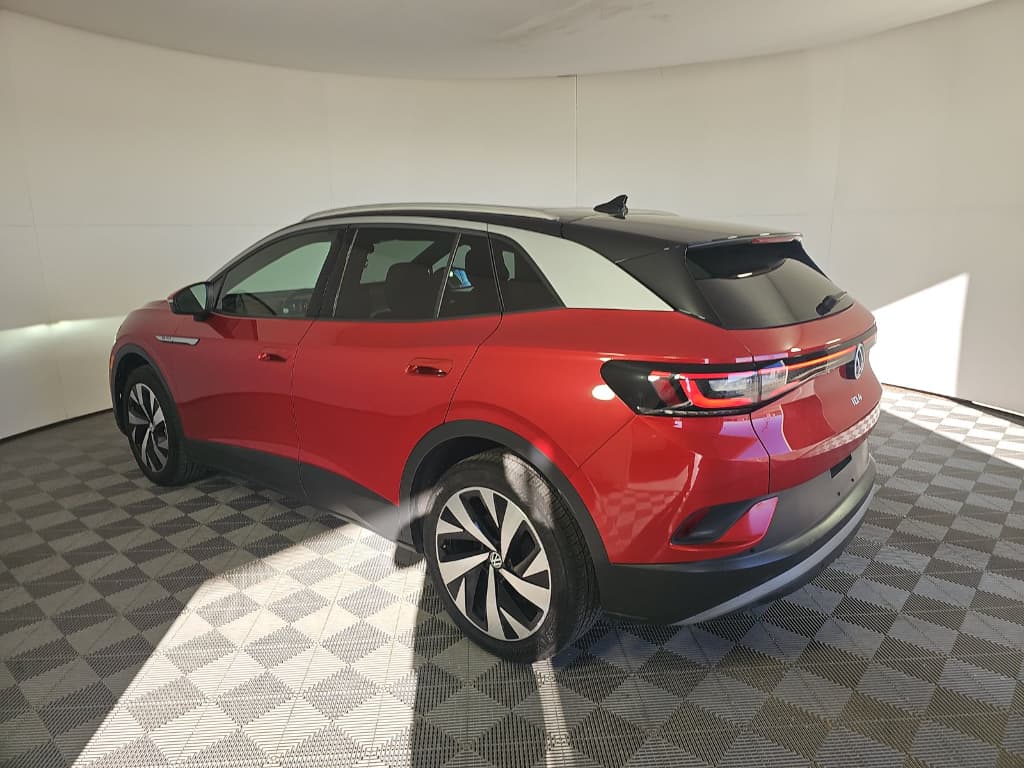 2022 Volkswagen ID.4 view 4