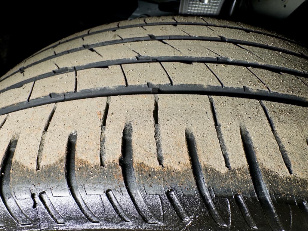 2021 Tesla Model Y view 30