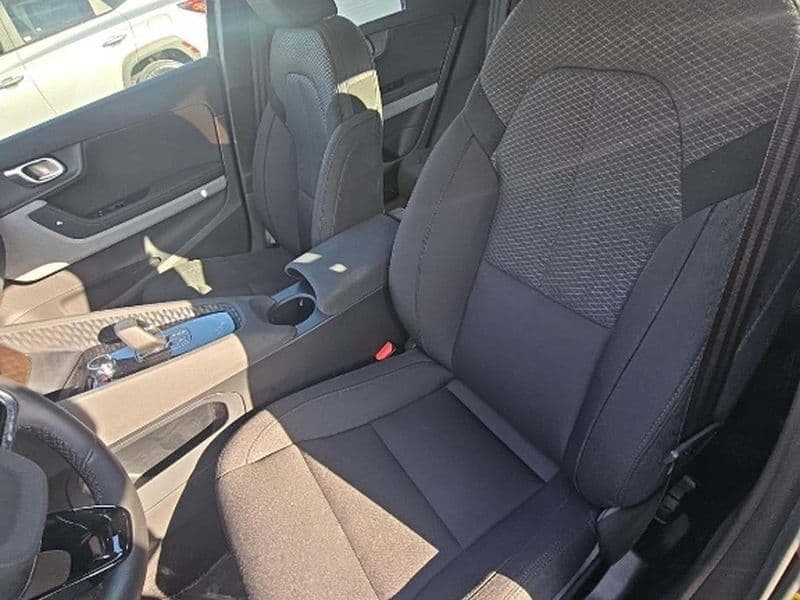 2022 Polestar Polestar 2 view 3