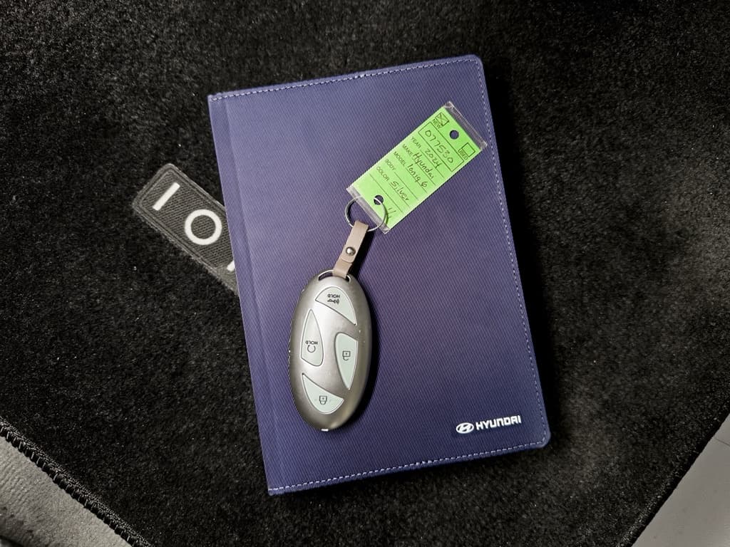 2024 Hyundai IONIQ 6 view 25