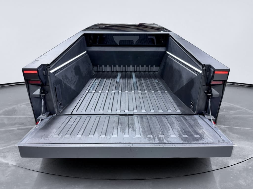 2025 Tesla Cybertruck view 26