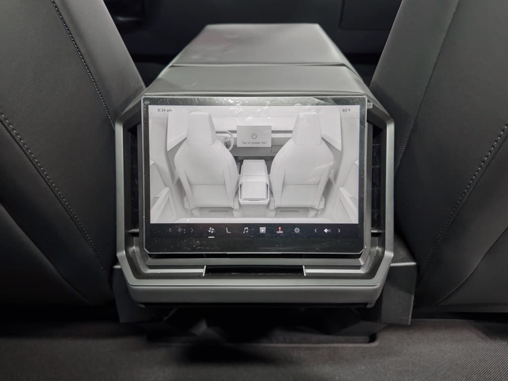 2025 Tesla Cybertruck view 19