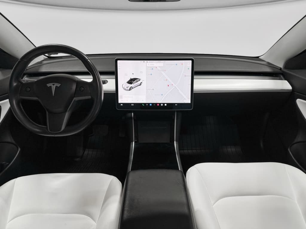 2018 Tesla Model 3 view 15