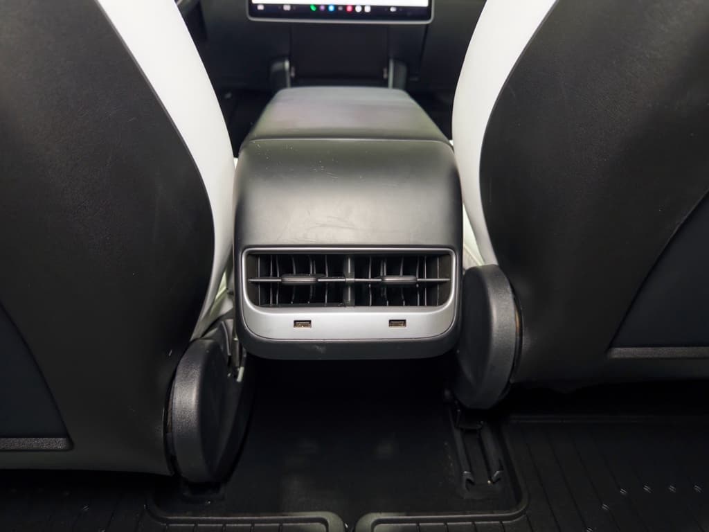 2018 Tesla Model 3 view 20