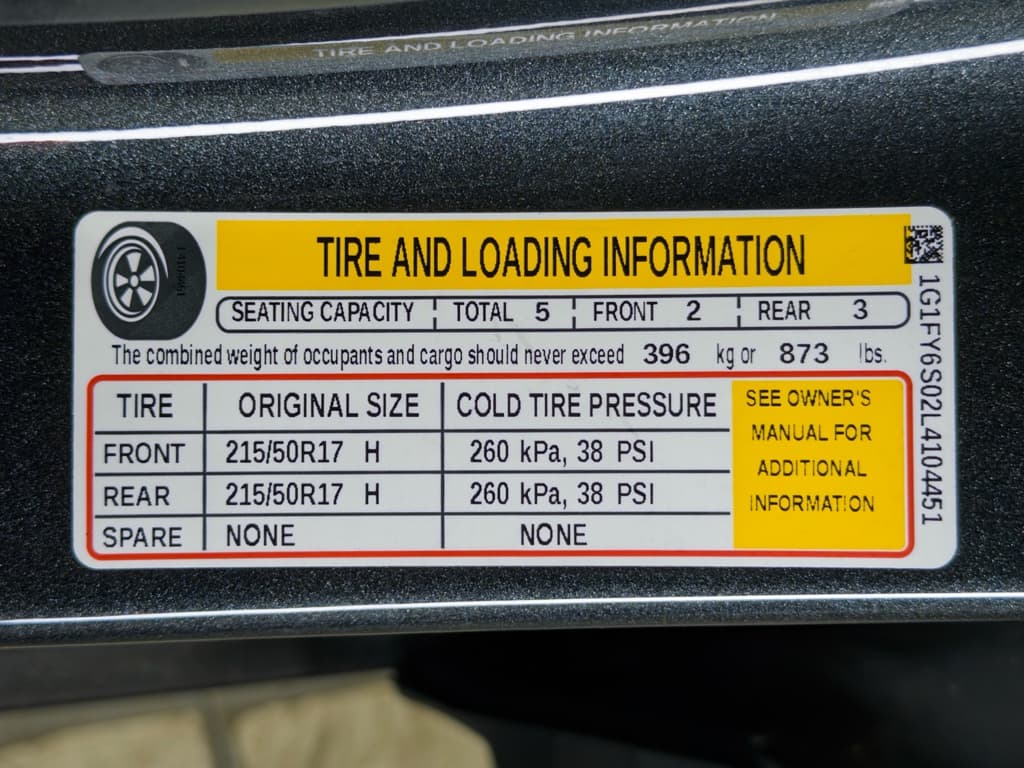 2020 Chevrolet Bolt EV view 28