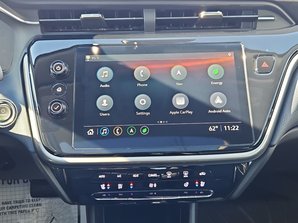 2022 Chevrolet Bolt EUV view 9