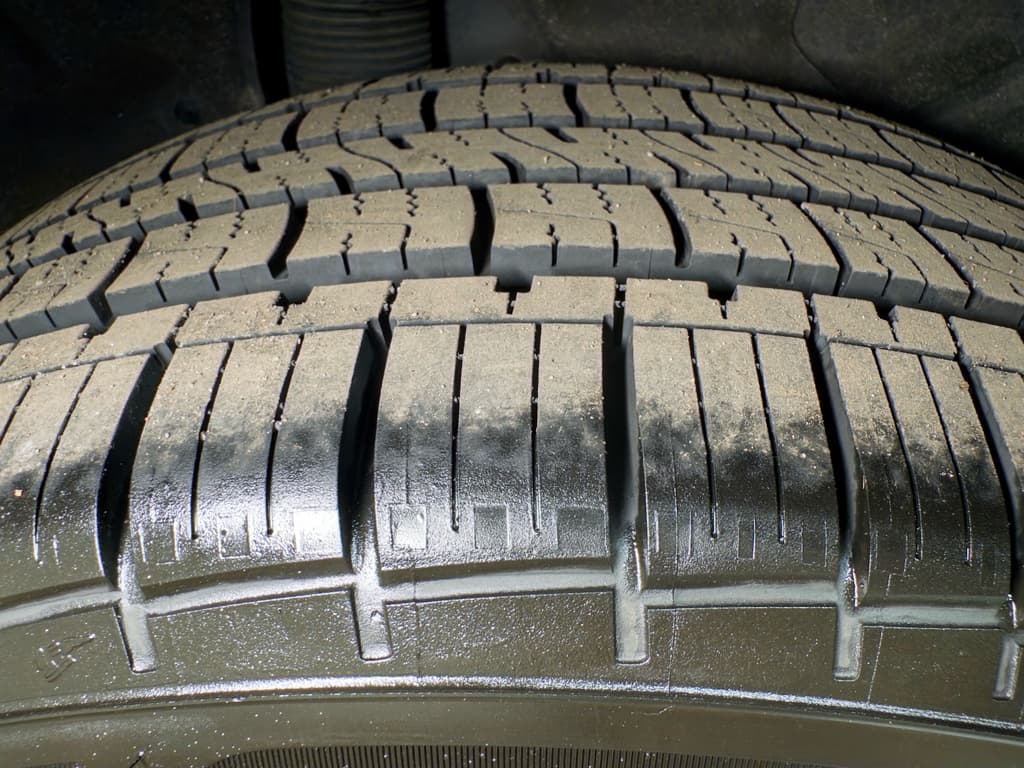 2021 Tesla Model Y view 32