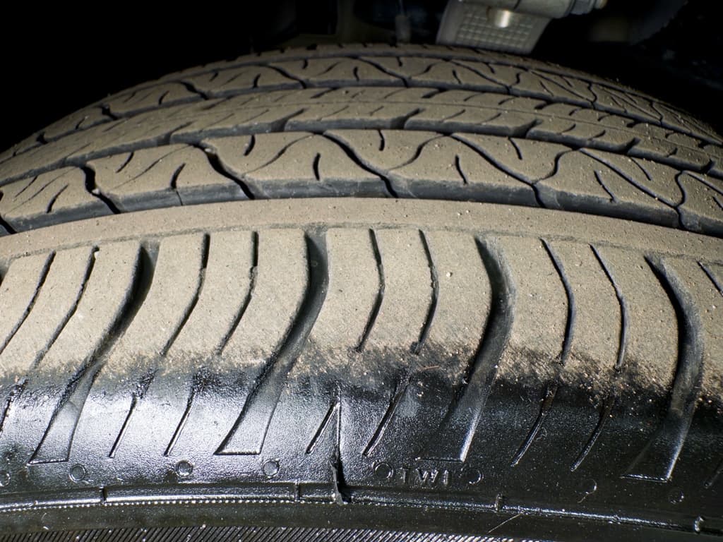 2021 Tesla Model Y view 36