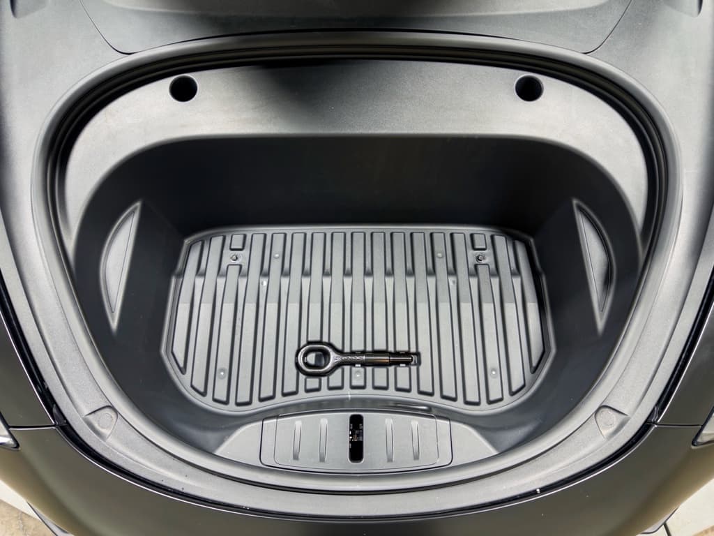 2022 Tesla Model 3 view 25