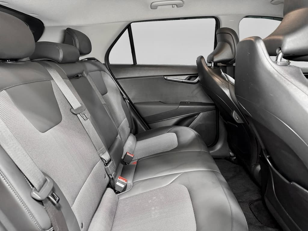 2024 Kia Niro EV view 22
