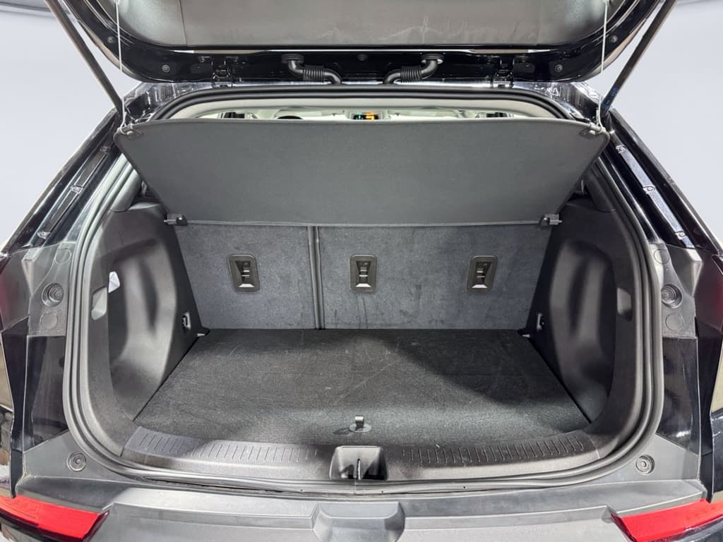 2023 Chevrolet Bolt EUV view 25