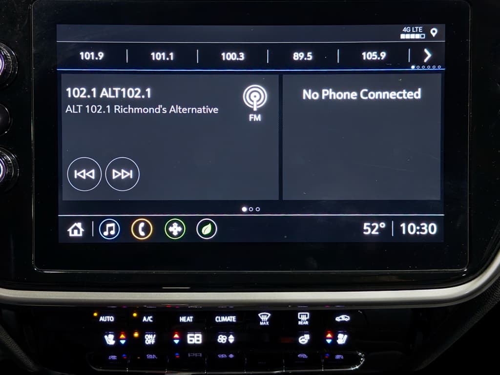 2023 Chevrolet Bolt EUV view 12