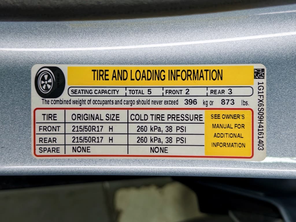 2017 Chevrolet Bolt EV view 26