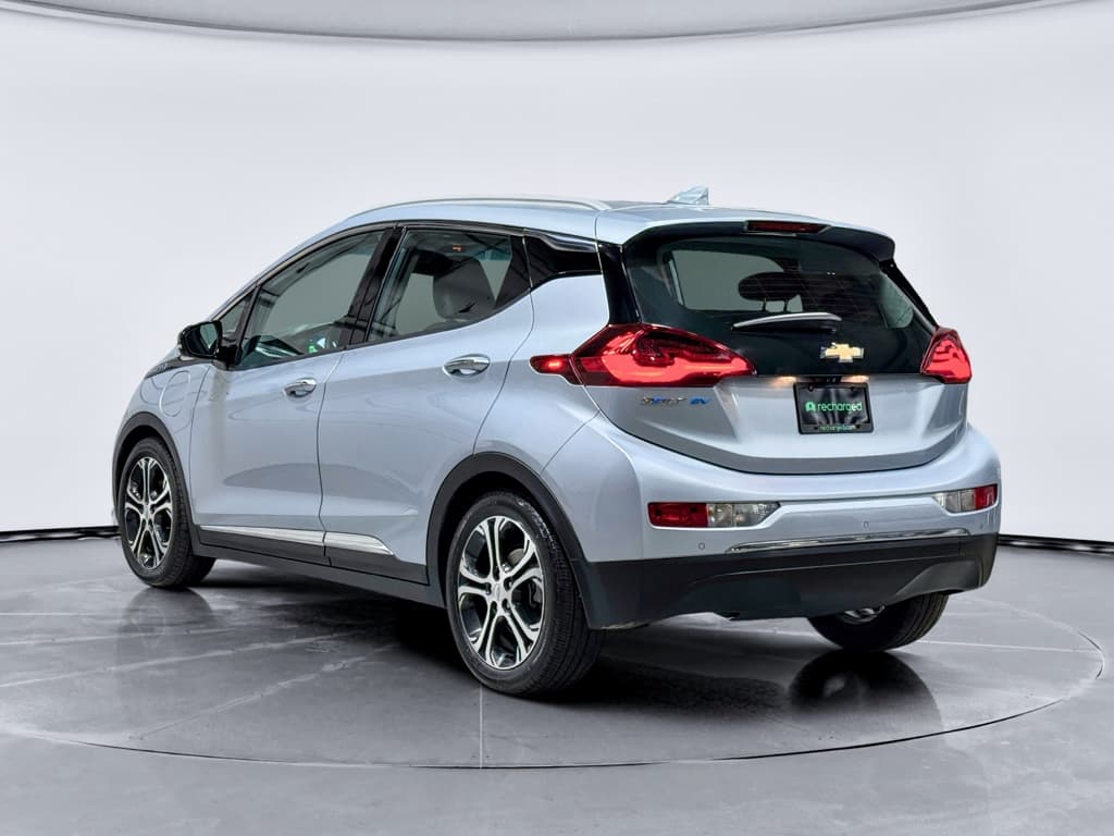 2017 Chevrolet Bolt EV view 2