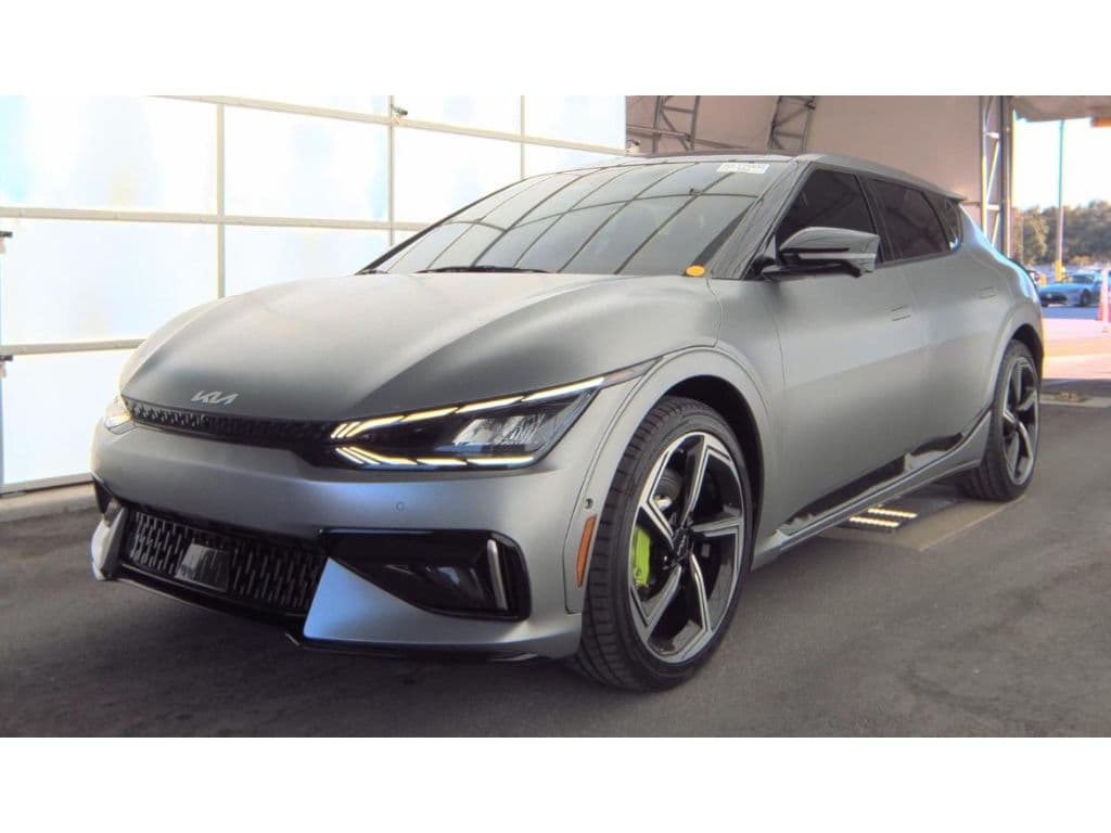 2024 Kia EV6 view 1