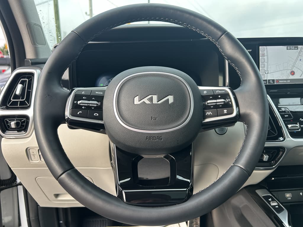 2023 Kia Sorento Plug-in Hybrid view 7