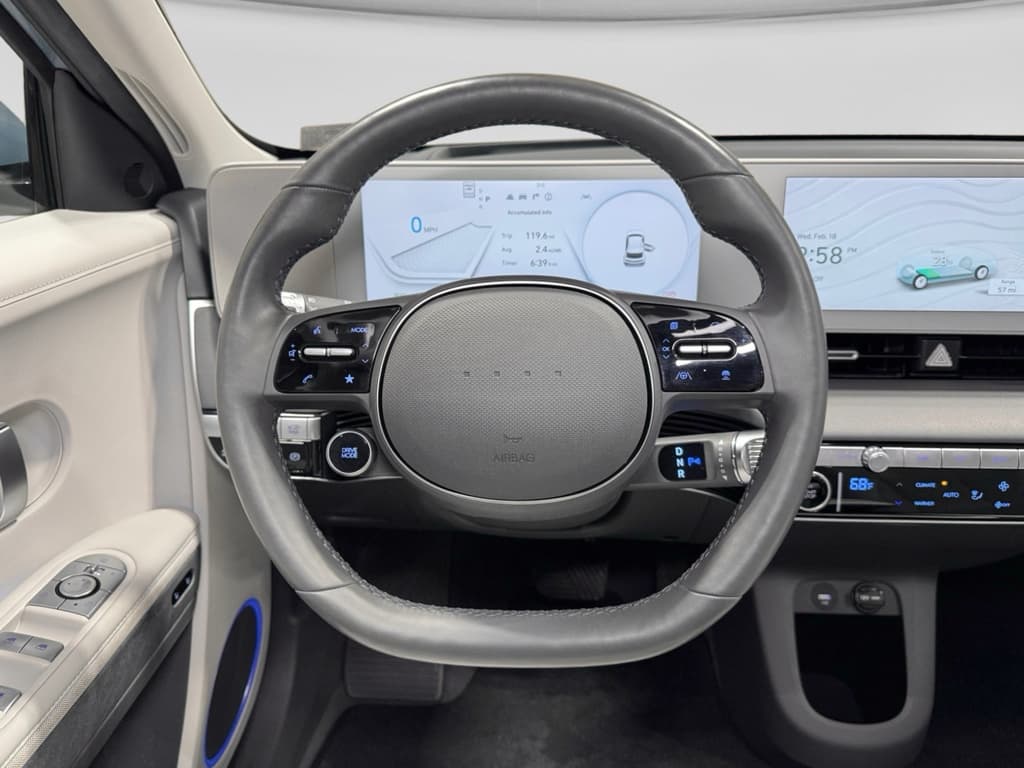 2023 Hyundai IONIQ 5 view 8