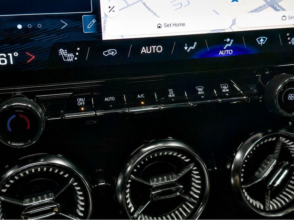 2025 Chevrolet Blazer EV view 15