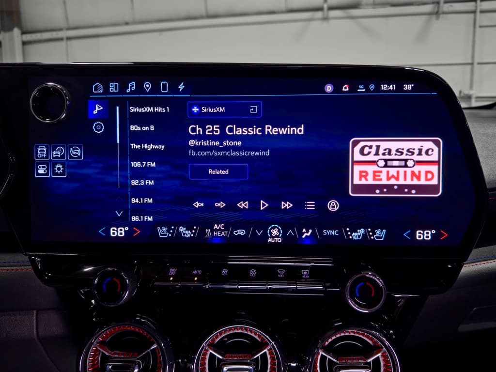 2024 Chevrolet Blazer EV view 12