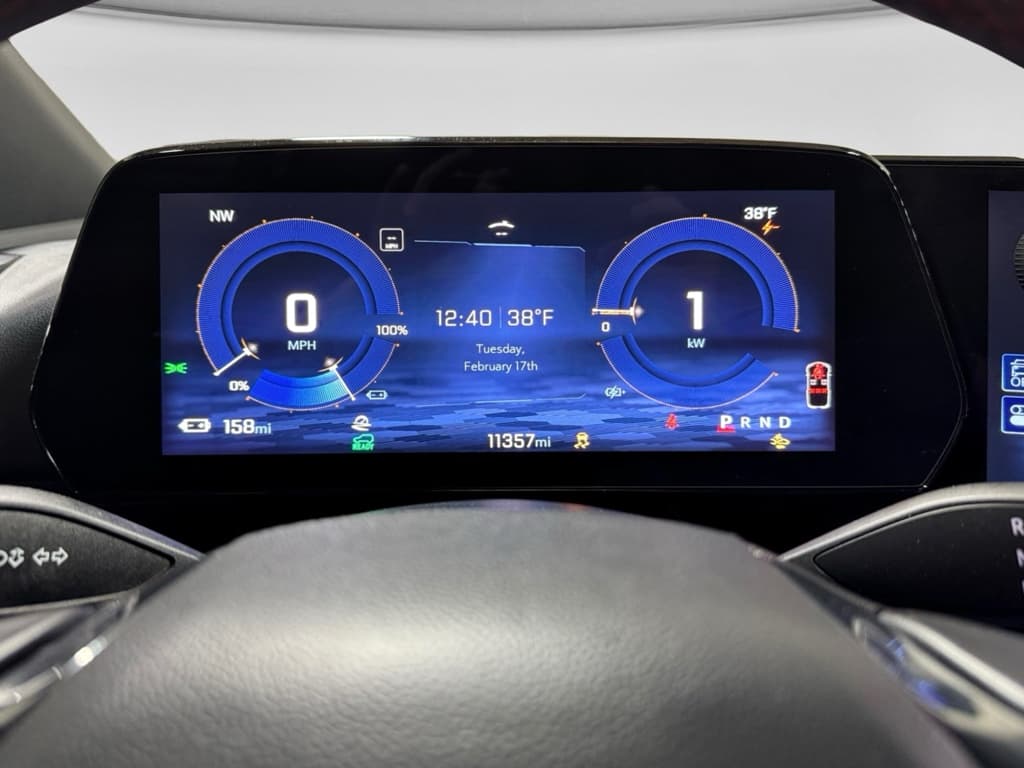 2024 Chevrolet Blazer EV view 9