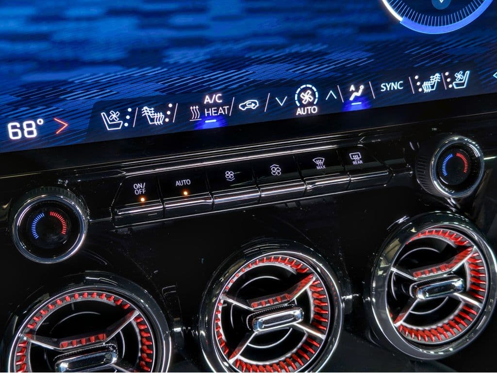 2024 Chevrolet Blazer EV view 16