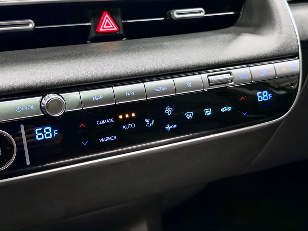 2023 Hyundai IONIQ 5 view 17