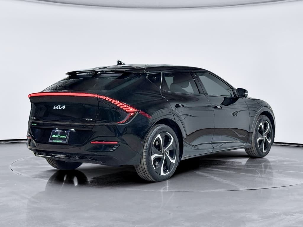2024 Kia EV6 view 3