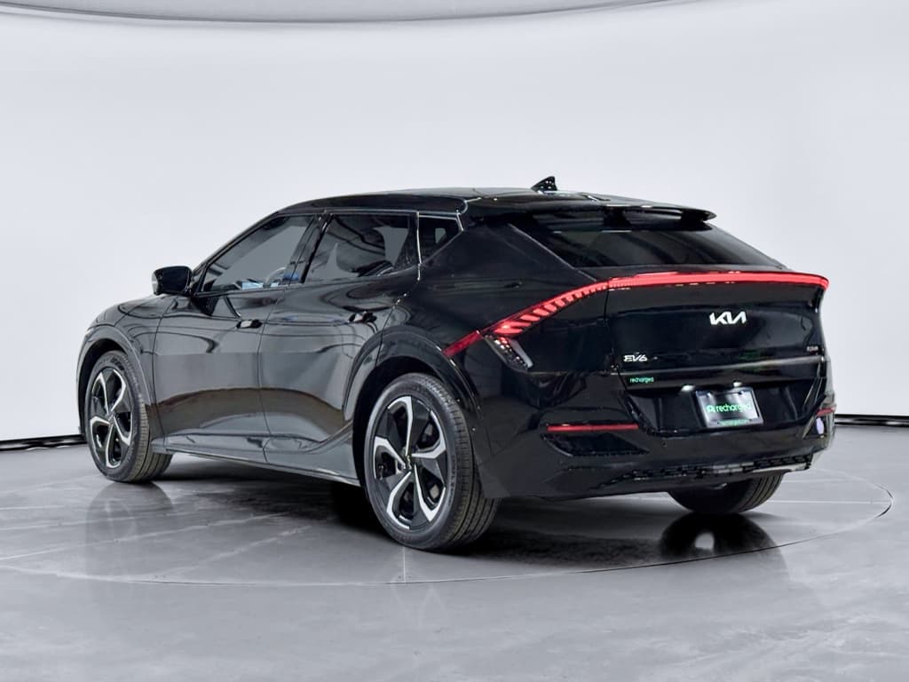 2024 Kia EV6 view 2