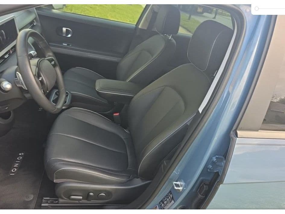 2023 Hyundai IONIQ 5 view 5