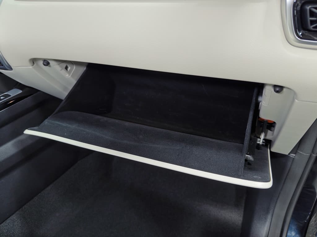 2023 Kia Sorento Plug-in Hybrid view 22