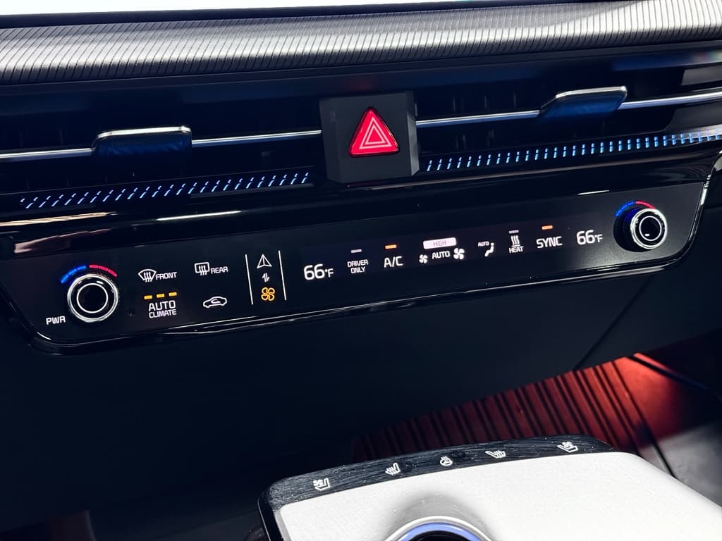 2024 Kia EV6 view 15