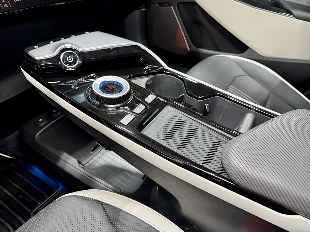 2024 Kia EV6 view 20