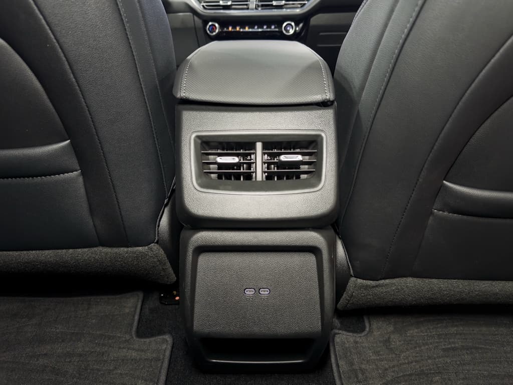 2025 Chevrolet Equinox EV view 21